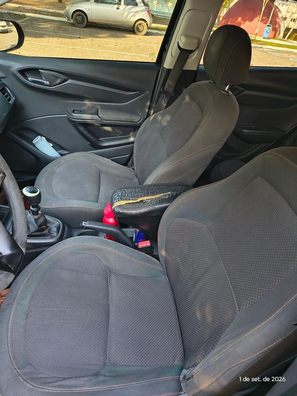 Vendo ONIX 1.0 LT 13/14 - Foto 5