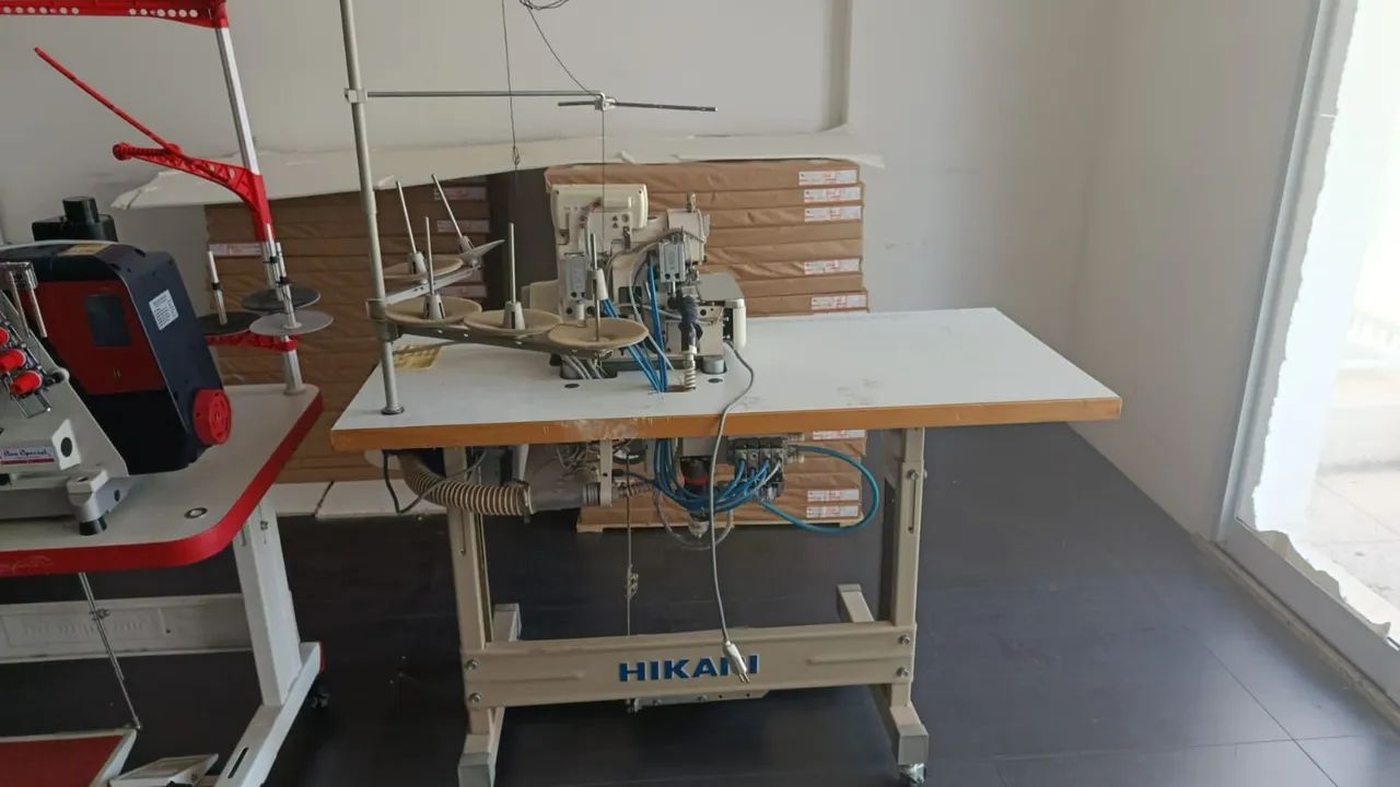 Máquina de costura Interloque  - Foto 4