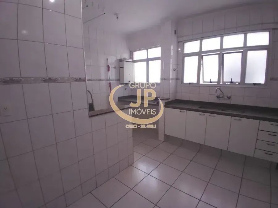 Apto no Centro/ 143m²/ 3 Dorm./ 2 Suítes/ Hidro. - Foto 3