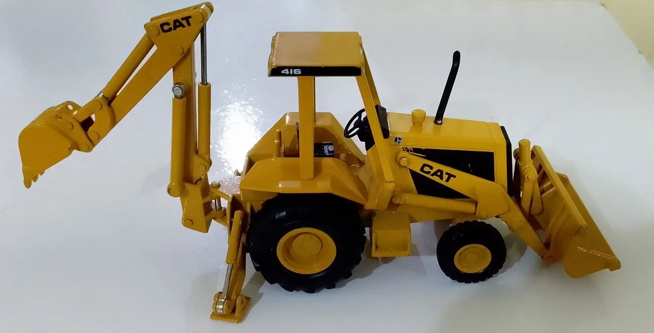 Miniatura Retroescavadeira CAT 416 - Foto 2