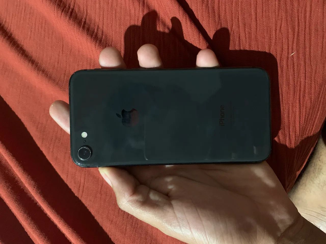 Vendo ou troco iPhone XR e 8 normal  - Foto 3
