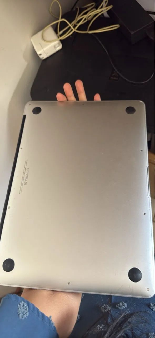 MacBook Air ano 2014 com defeito na elétrica - Foto 2