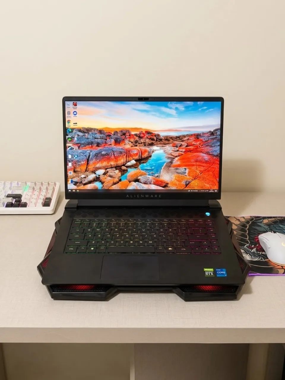 Alienware M15 - R6