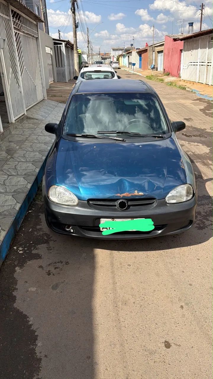 Chevrolet Corsa Corsa Sedan 1.0 MPFI 8V 71cv 4p 2003