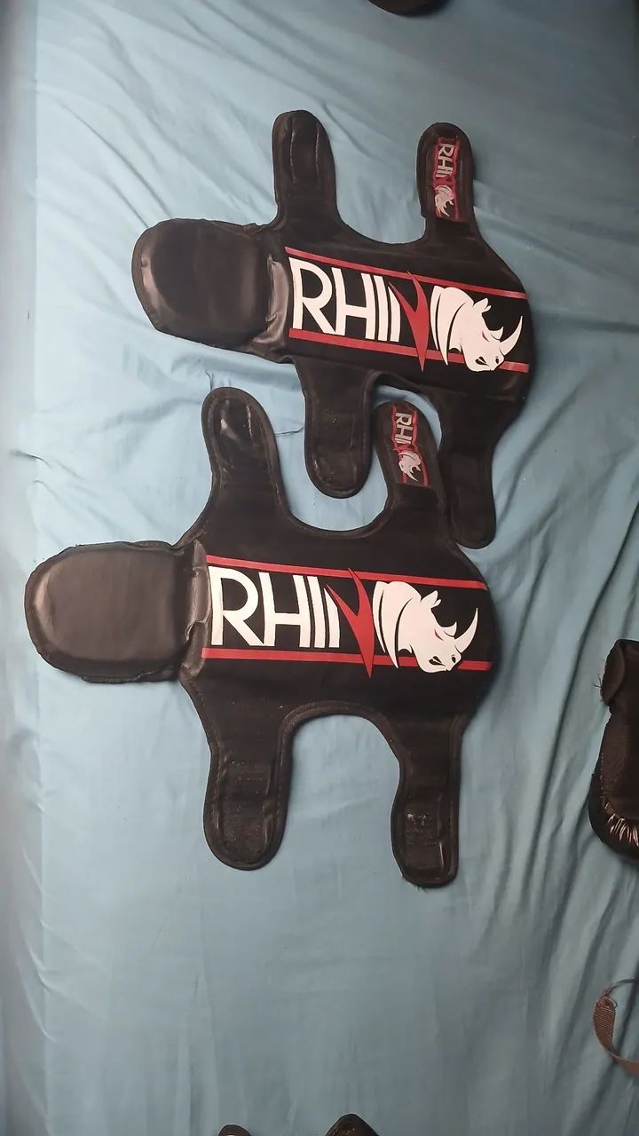 Luva e caneleira Rhino de Muay Thai - Foto 3