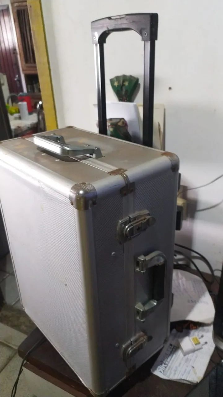 Maleta antiga mult funcional para testes de lampadas - Foto 2