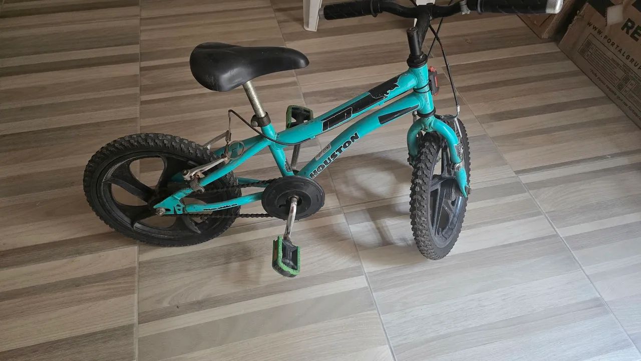 Bicicleta aro 16 bem conservada