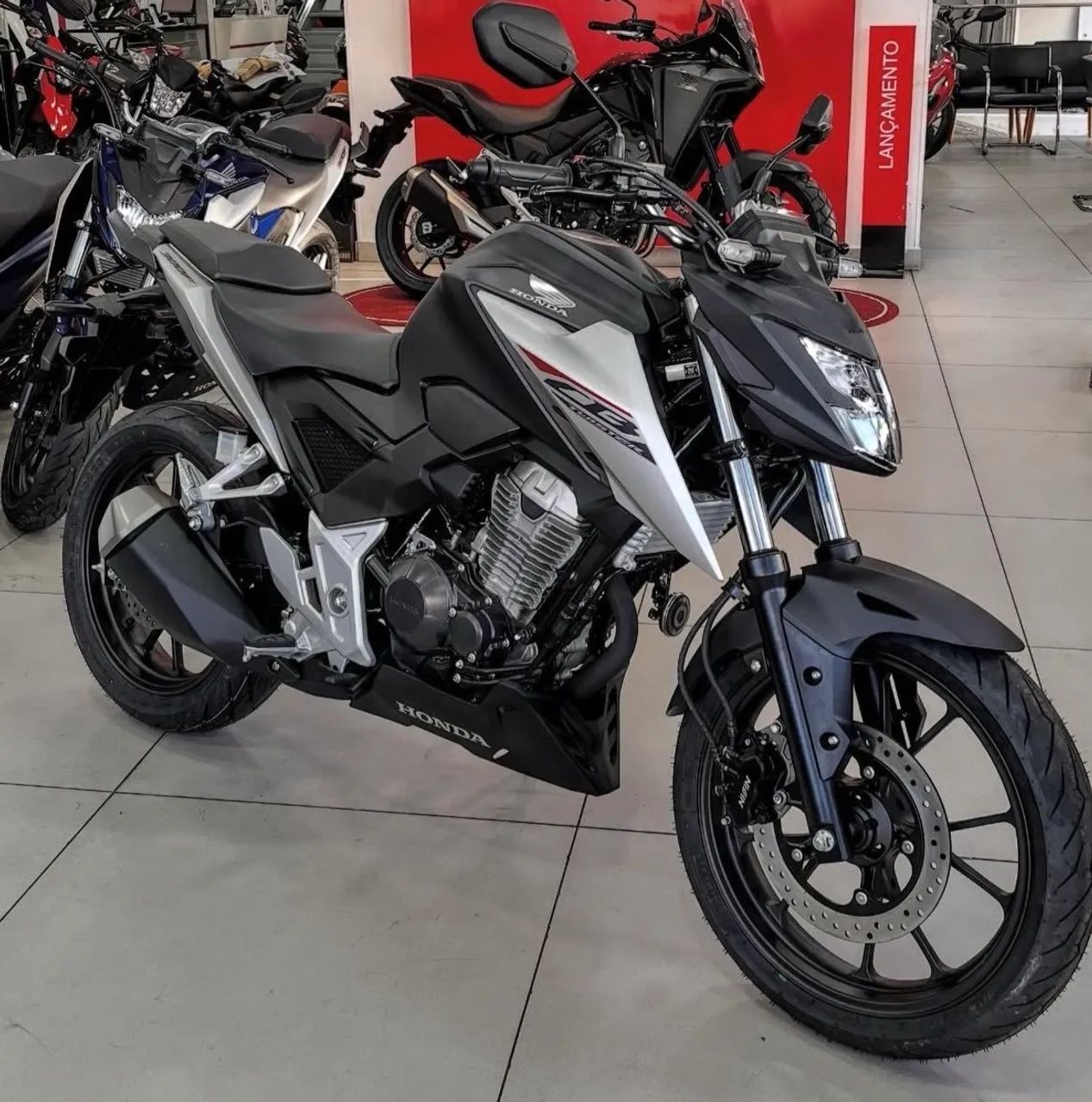 CB 300f 2026 ZERADA!