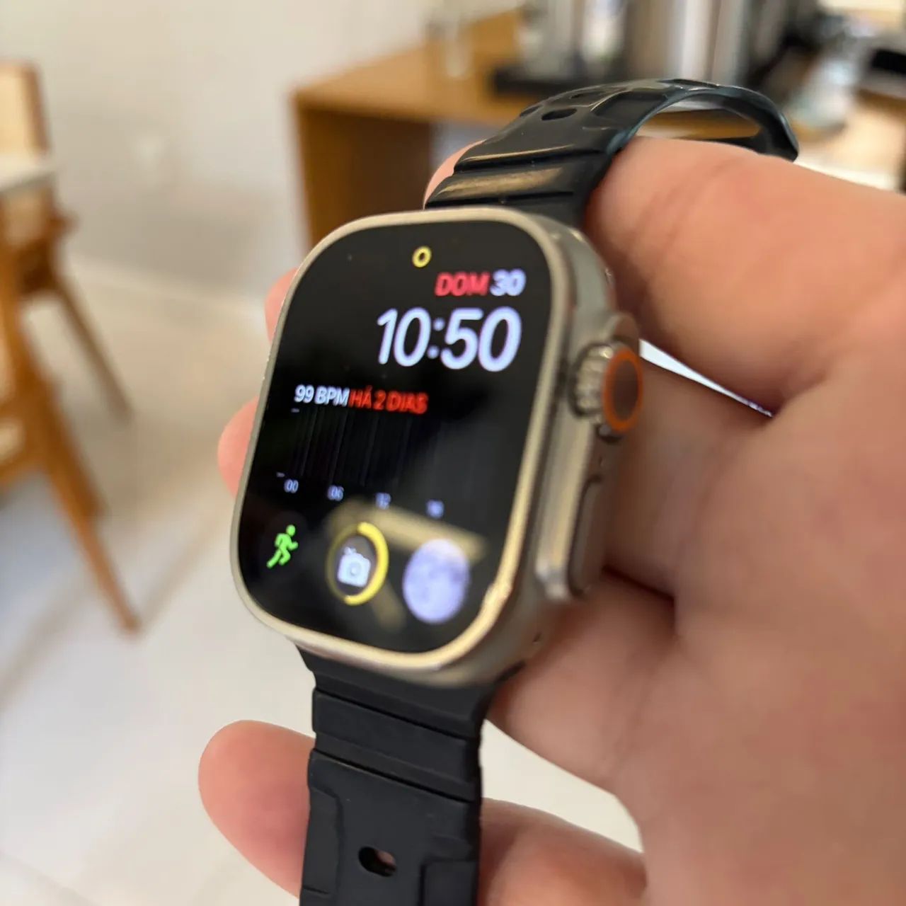 Apple Watch Ultra 49mm Titânio Sem detalhes