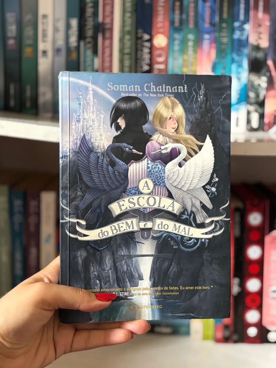 Desapego de livros (fantasia, romance etc..) - Foto 2
