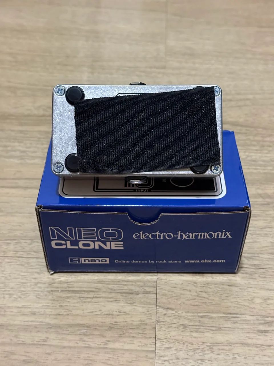 Pedal Electro-harmonix Neo Clone Chorus - Instrumentos musicais