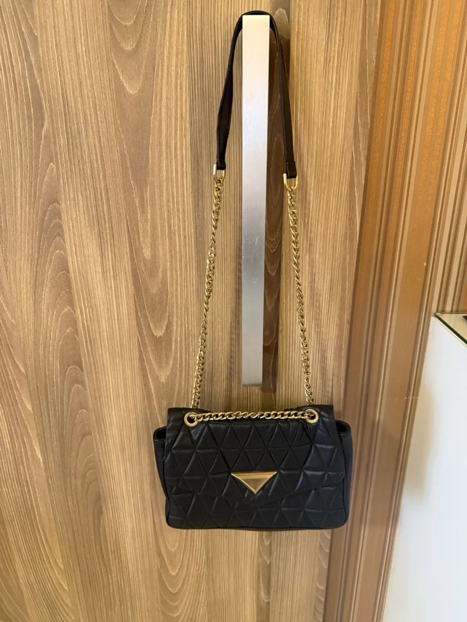 Bolsa couro tamanho médio Schütz  - Foto 3