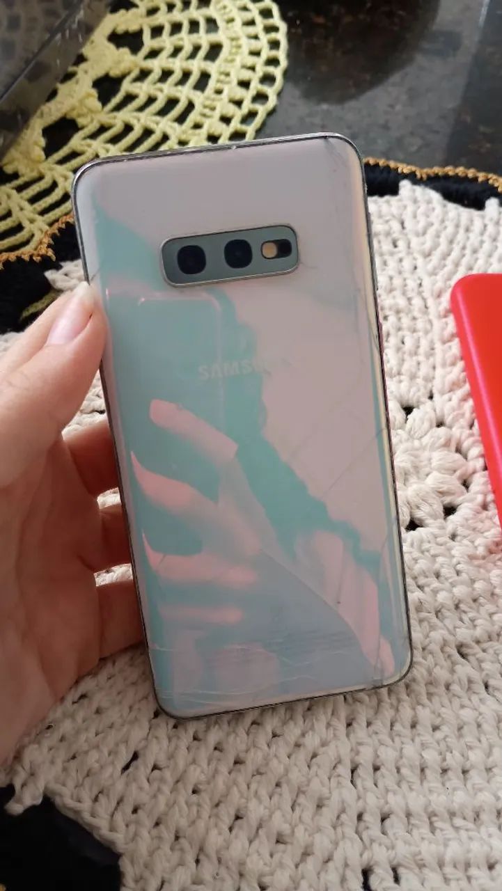 Samsung Galaxy S10e  - Foto 4