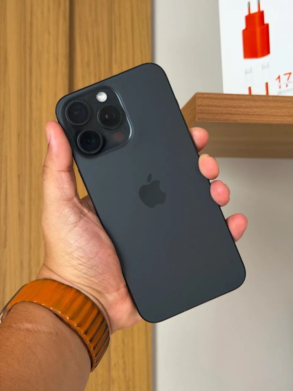 iPhone 15 Pro Max - Foto 3