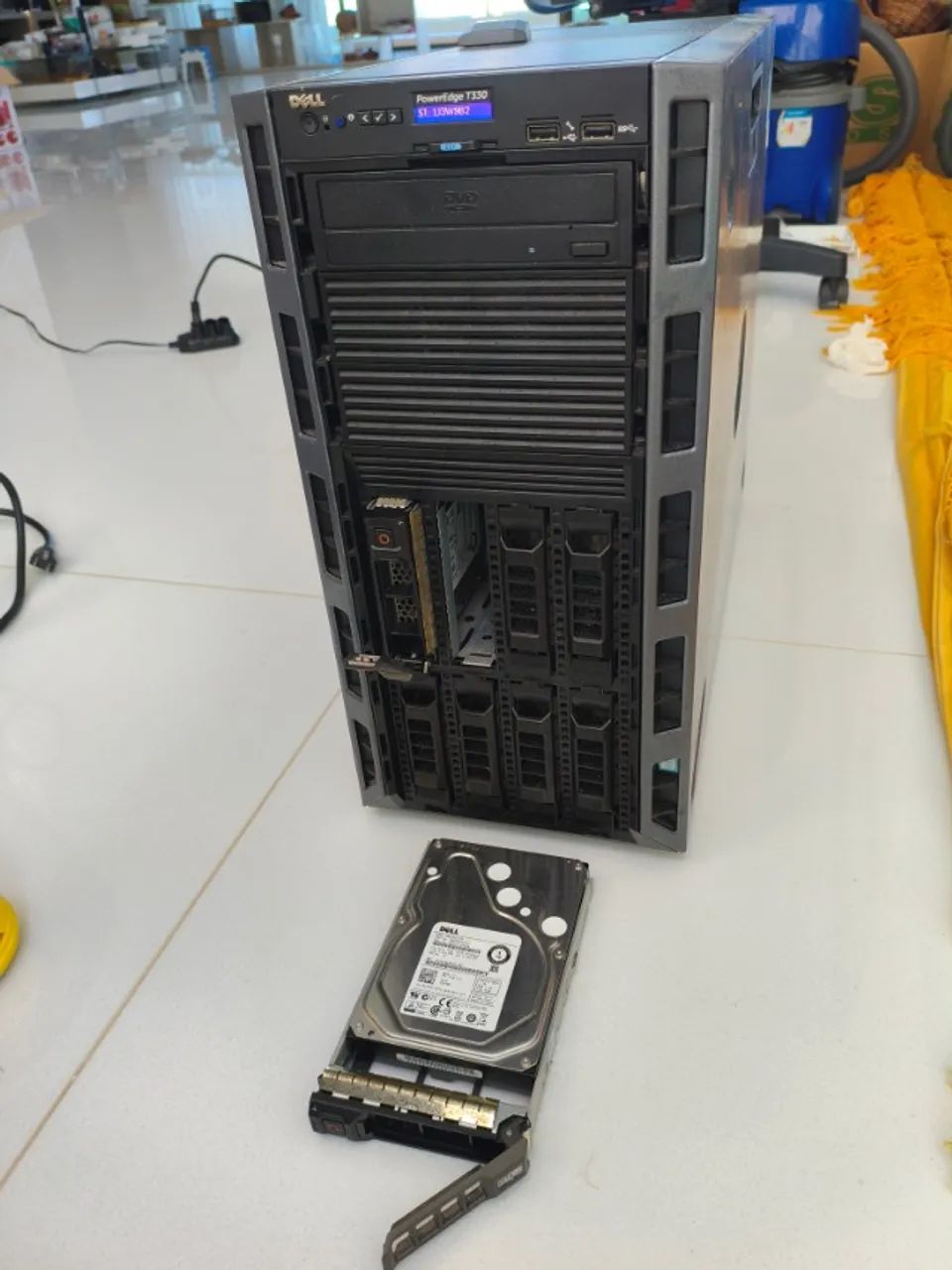Windowsデスクトップ DELL PowerEdge t330 DDR4 32GB 2TB xeon DELL