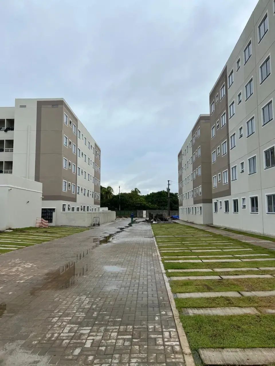 Apartamento com Varanda no Ecopark Eusébio