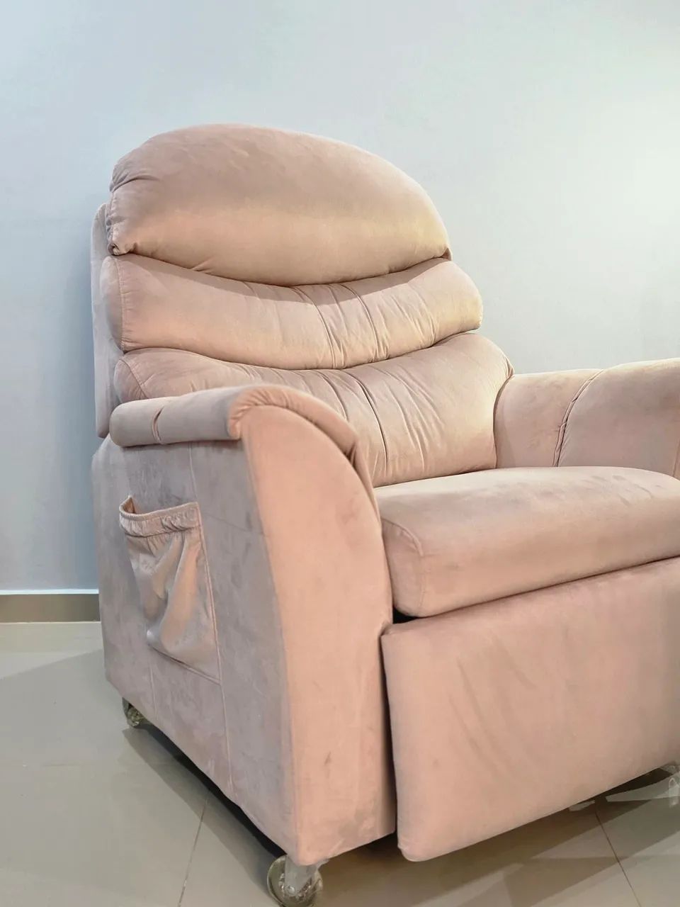 Poltrona Reclinável Rosa - Conforto e estilo - Foto 2