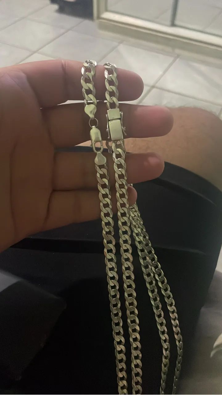 Cordão de prata