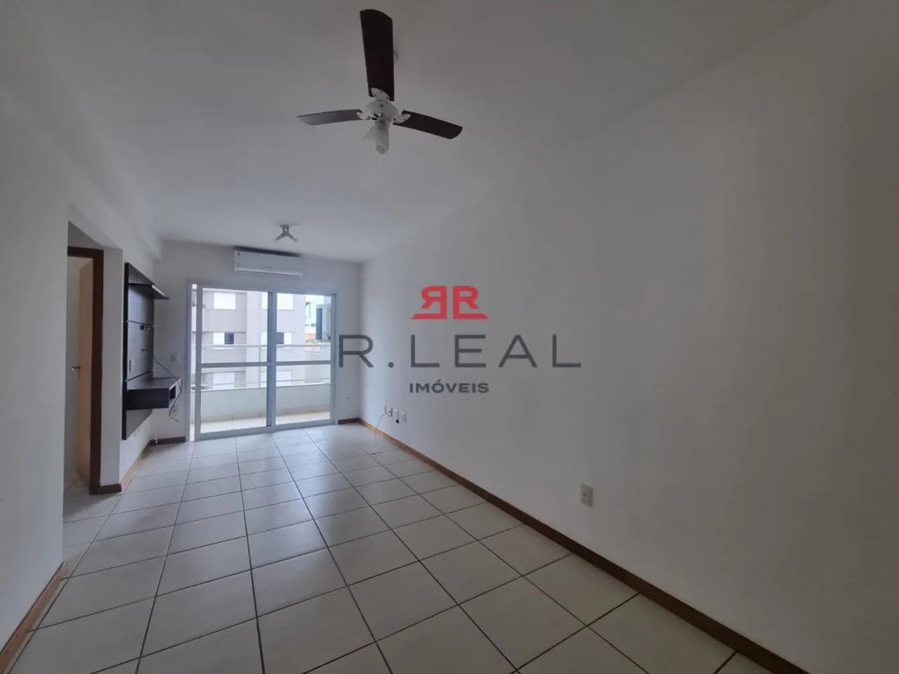 Apartamento para aluguel com 75 m² e 2 quartos no Edifício La Coruña, Bauru - SP - Foto 4