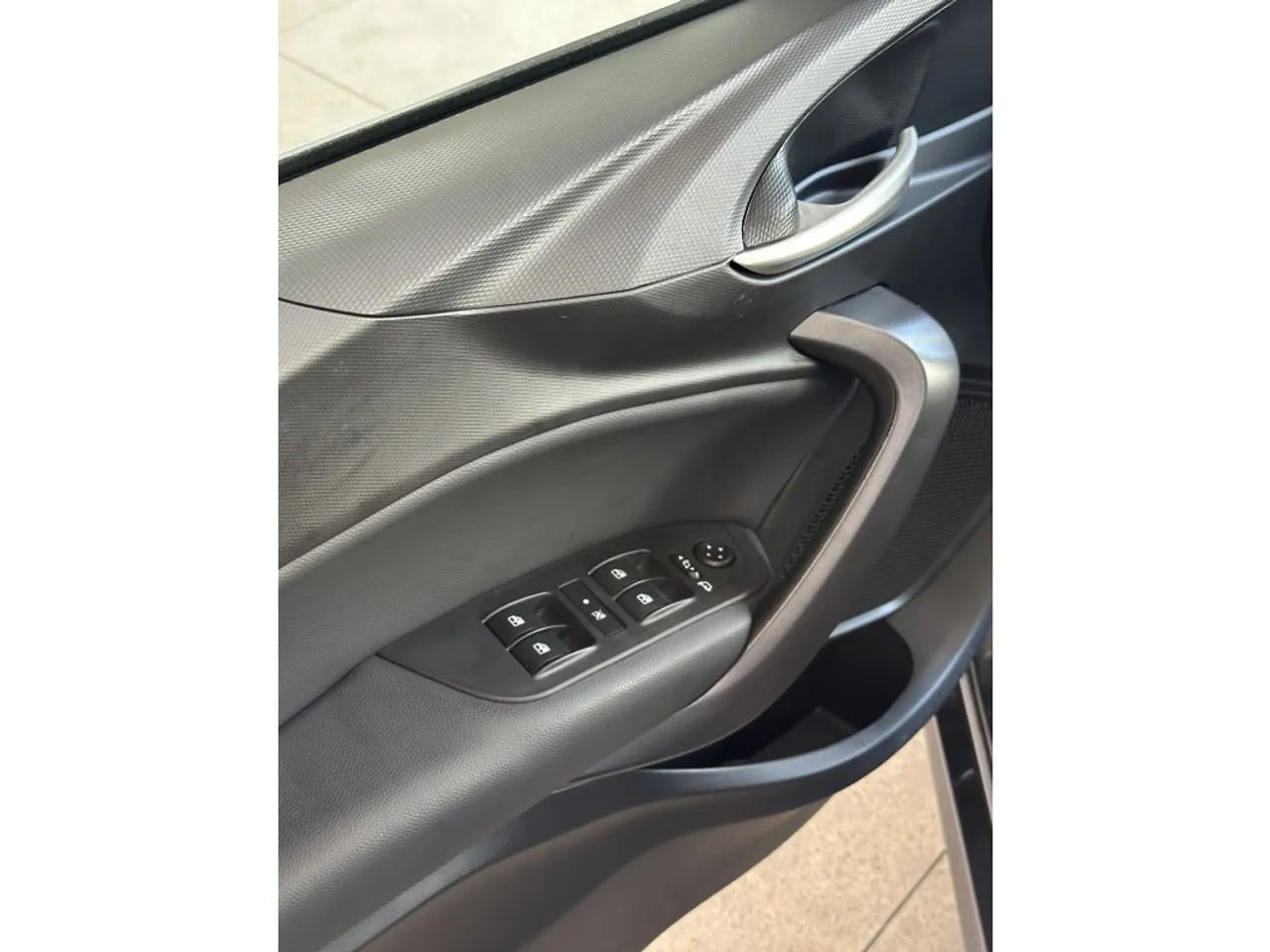 Fiat Cronos Precision 1.3 16V Flex Aut. 2026 - Foto 4