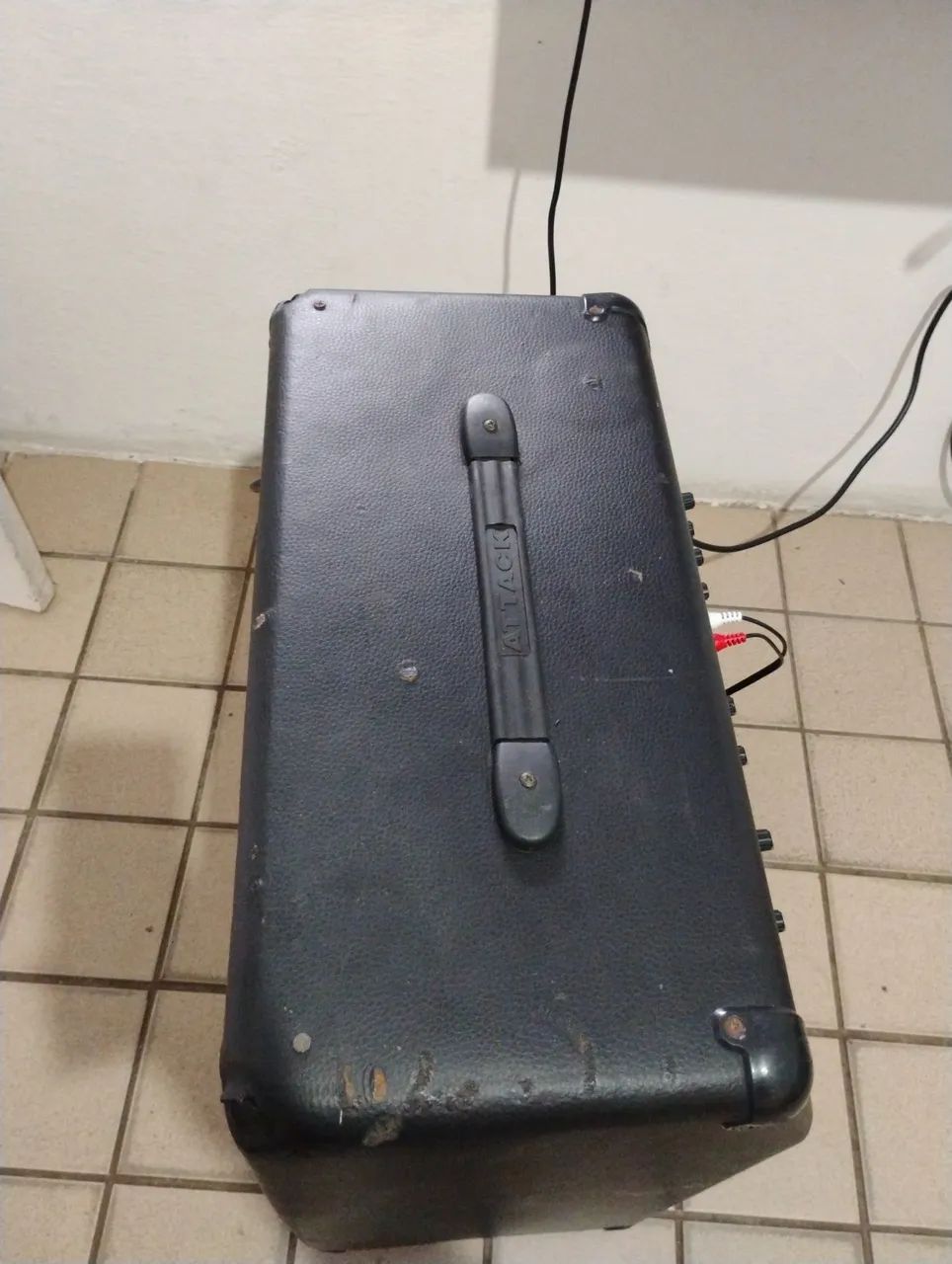 Caixa Amplificada Multiuso Attack CM 1050 50W - Funcionando Perfeitamente<br> - Foto 4