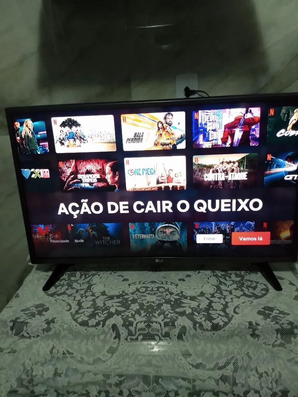 TV  LG 32 polegadas smart , semi-novo  - Foto 3