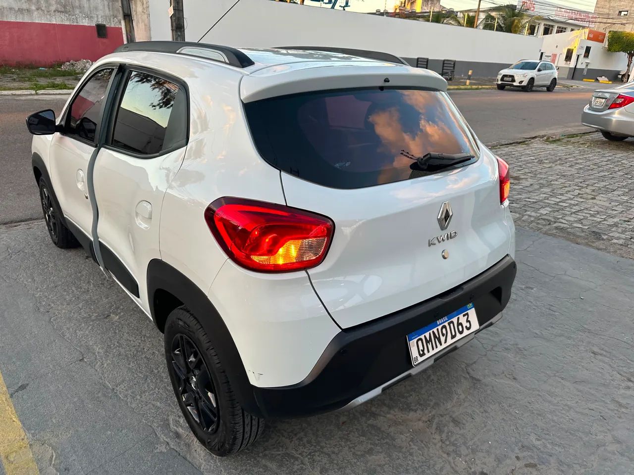 Renault Kwid Outsider 1.0 Flex 12V 5P Mec. 2021 - Foto 4