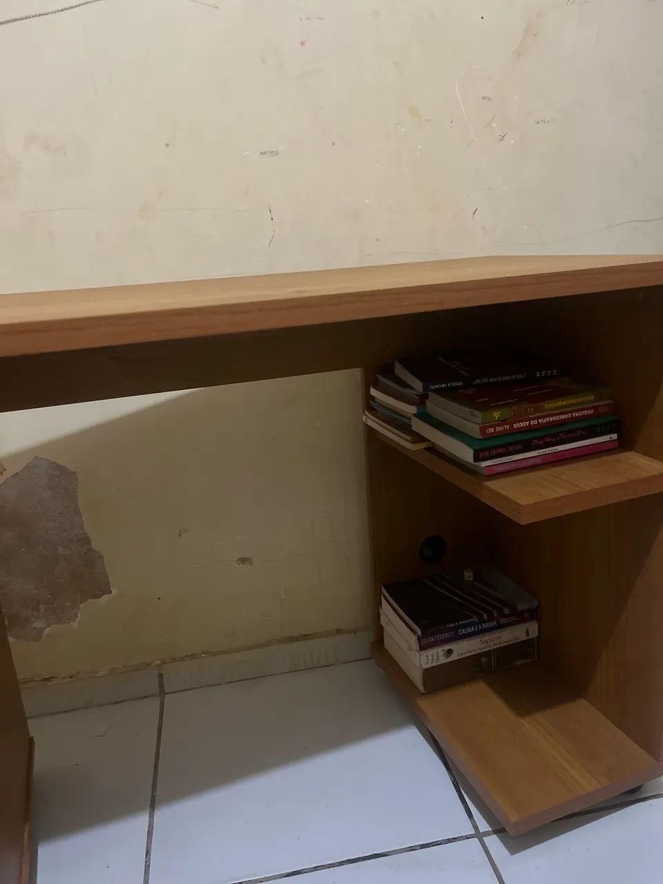 Escrivaninha a venda  - Foto 4