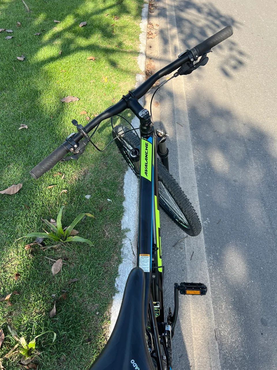 GT Avalanche aro 29 - MTB  - Foto 3