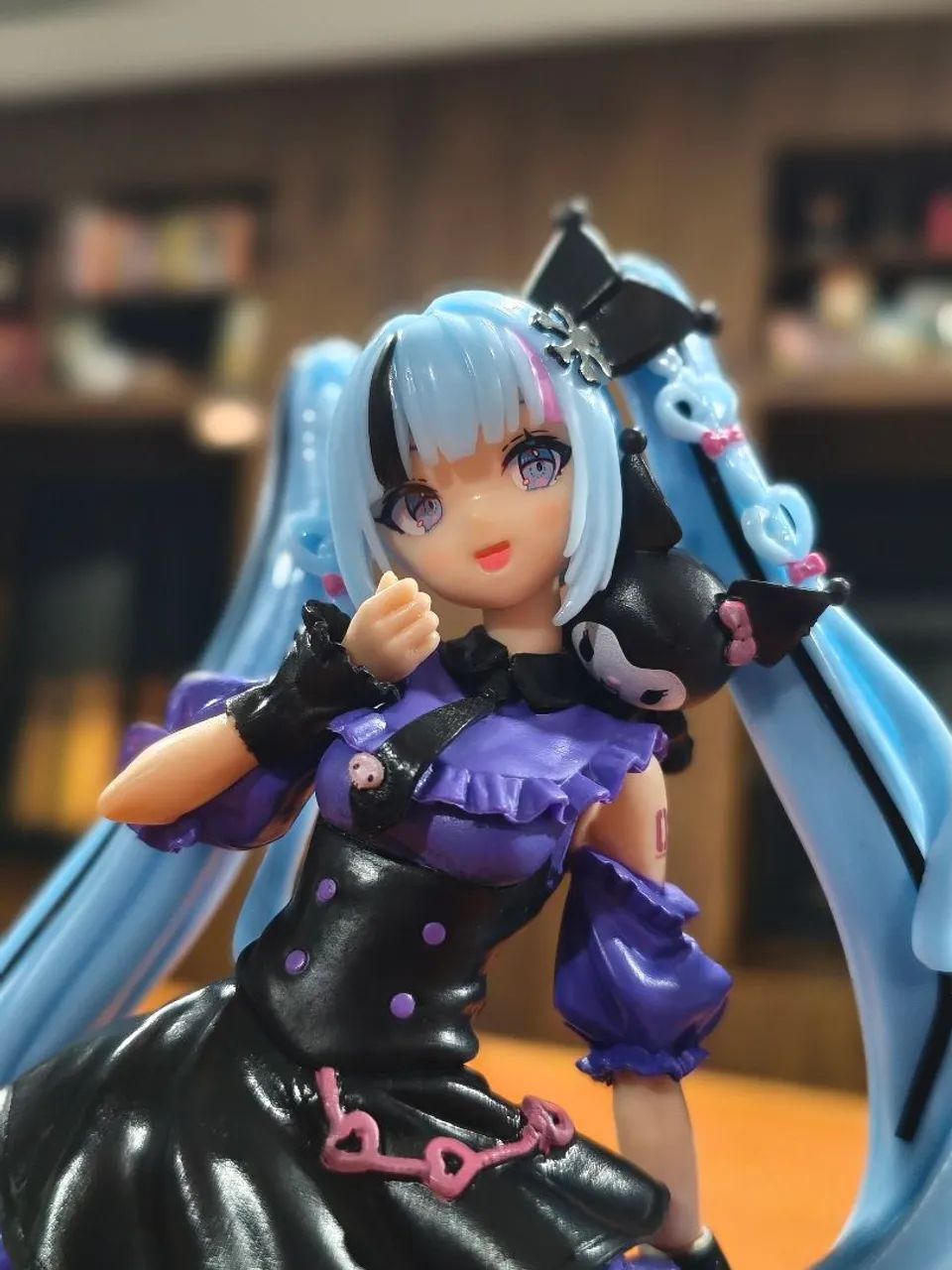 Figure da Hatsune Miku com Kuromi - Foto 5