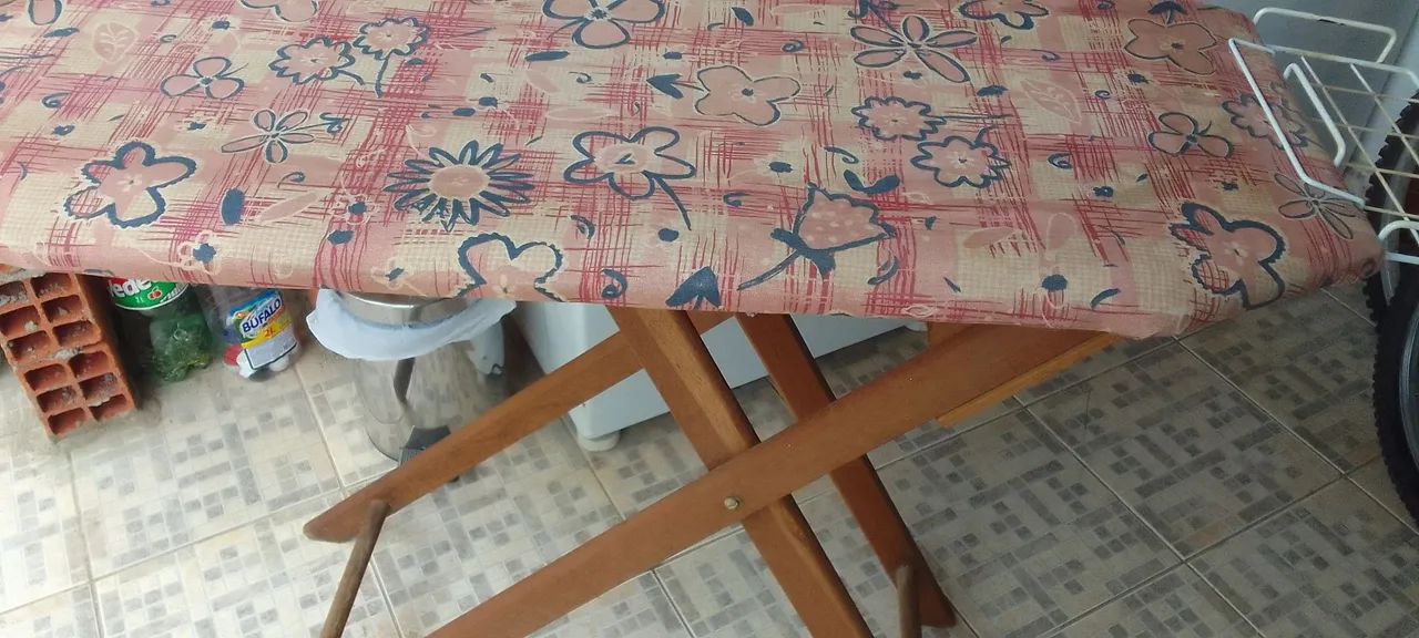 Tábua de passar roupa  - Foto 2