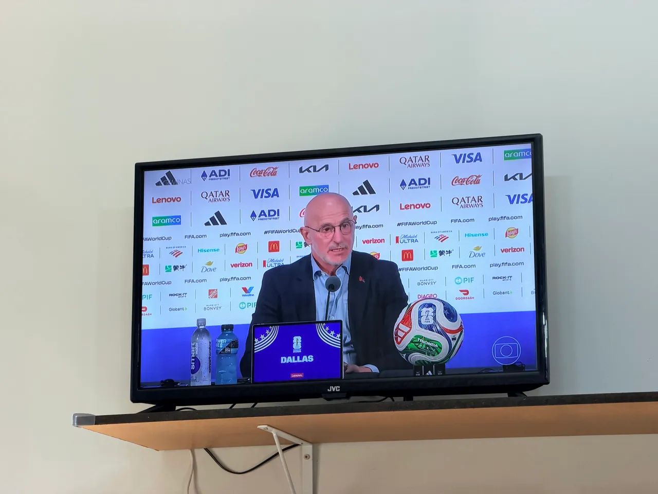 Não Troco! Não Abaixo Valor!Smart TV JVC LT-32MB208 - 32? HD Android Tela: 32 polegadas