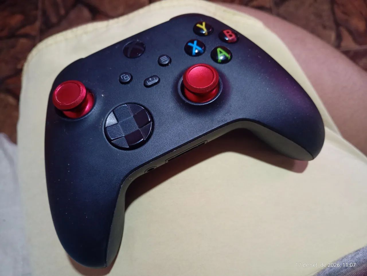 Controle Xbox Series Carbon Black com Hall Effect