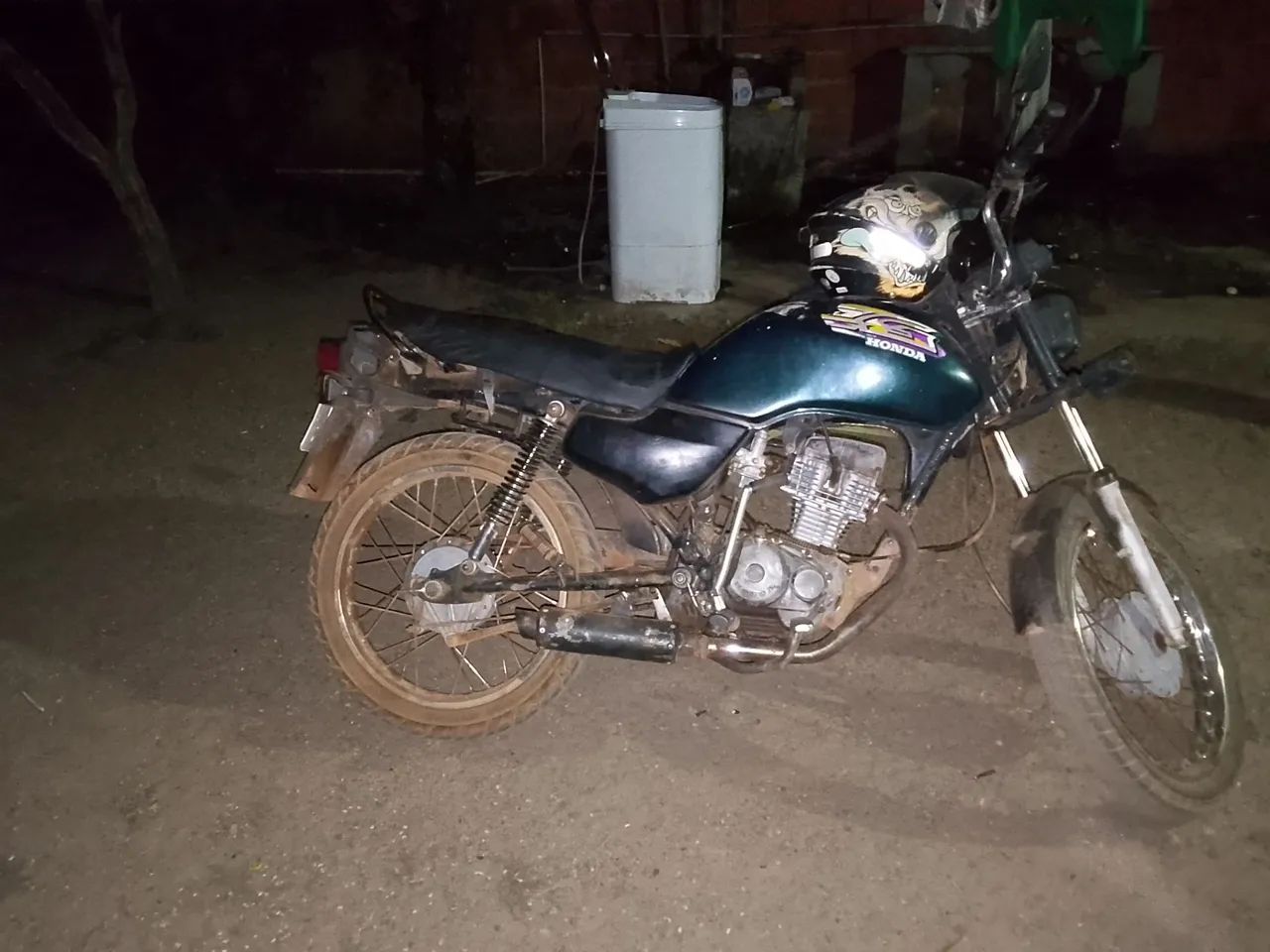 Vendo essa moto 99 - Foto 2