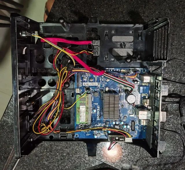 Mini PC Intel N4020 memória 4GB SSD 128GB - Foto 2