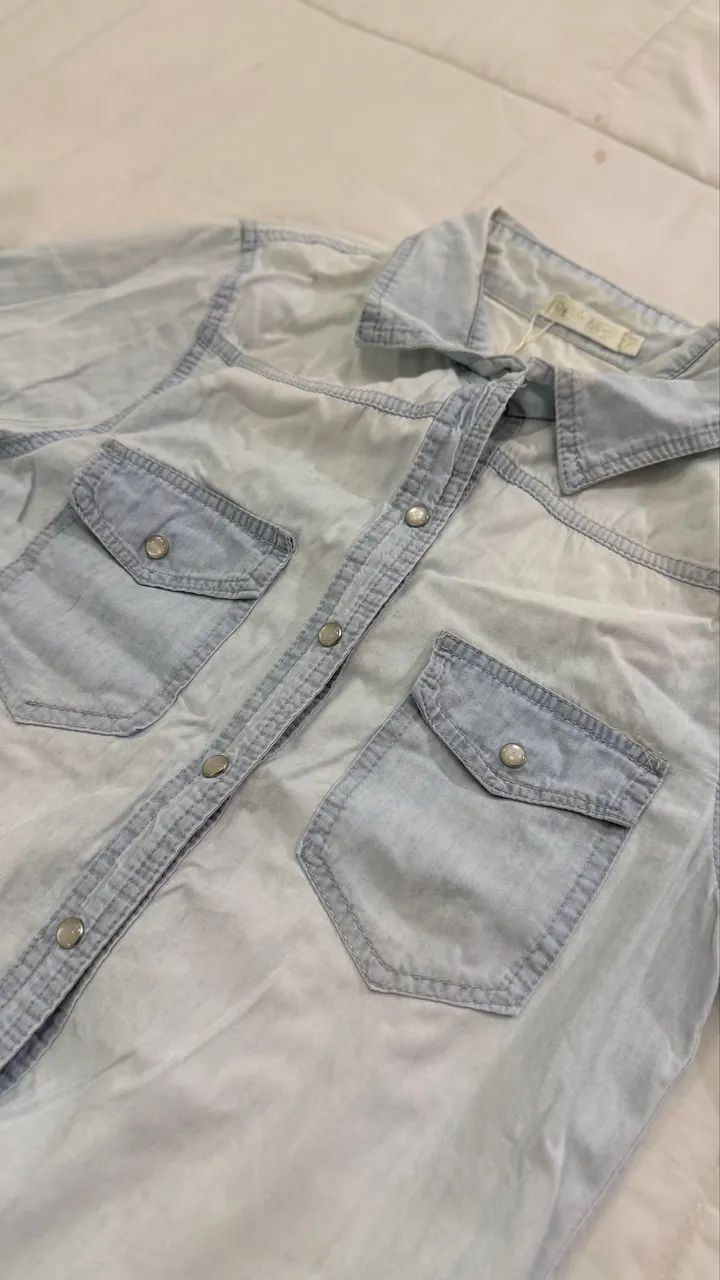 Camiseta Jeans P/M | Semi Nova