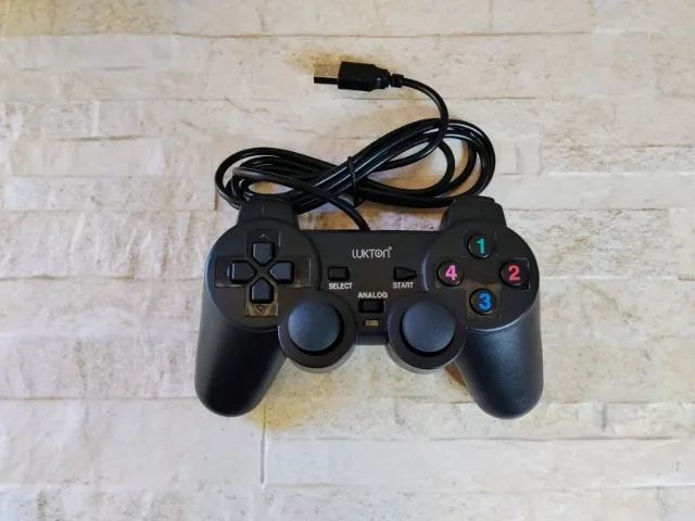 Controle Com Entrada Usb Joystick Games Pc e Ps3 - Foto 4