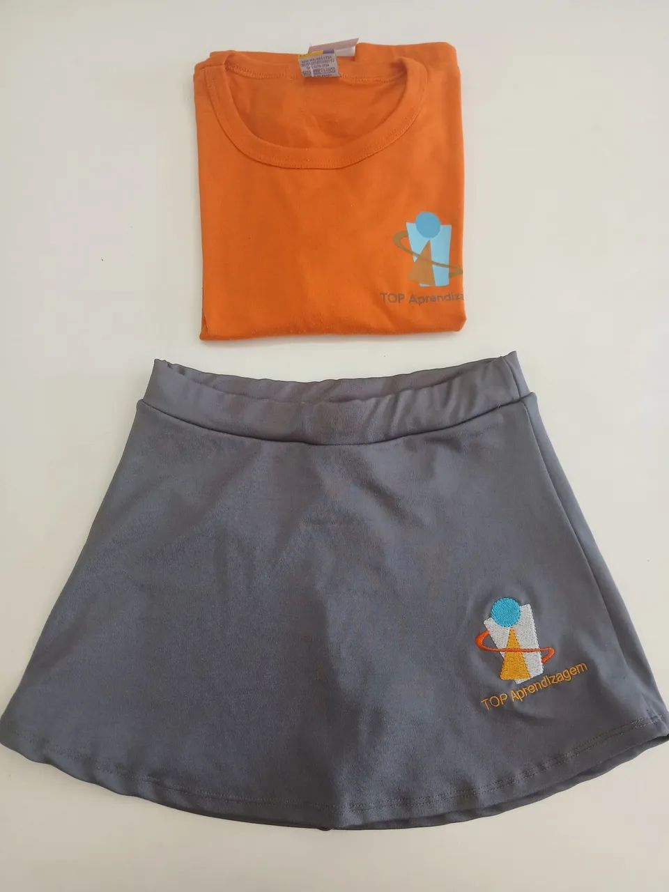 Uniformes usados - Foto 2