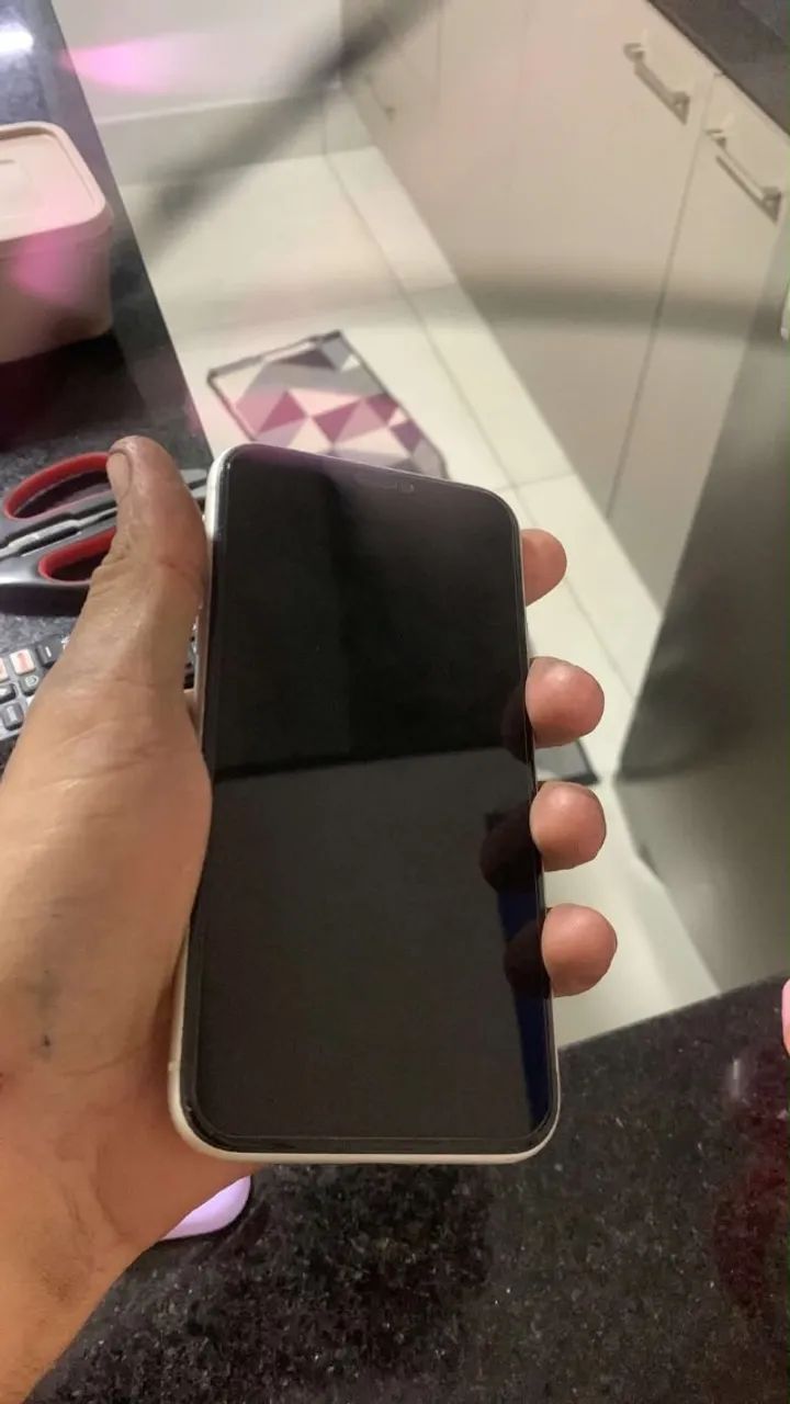iPhone 11 64GB  - Foto 2