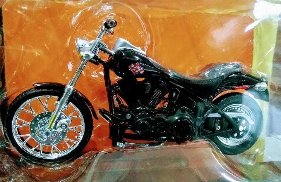 Miniatura Harley Davidson Night Train - Foto 2