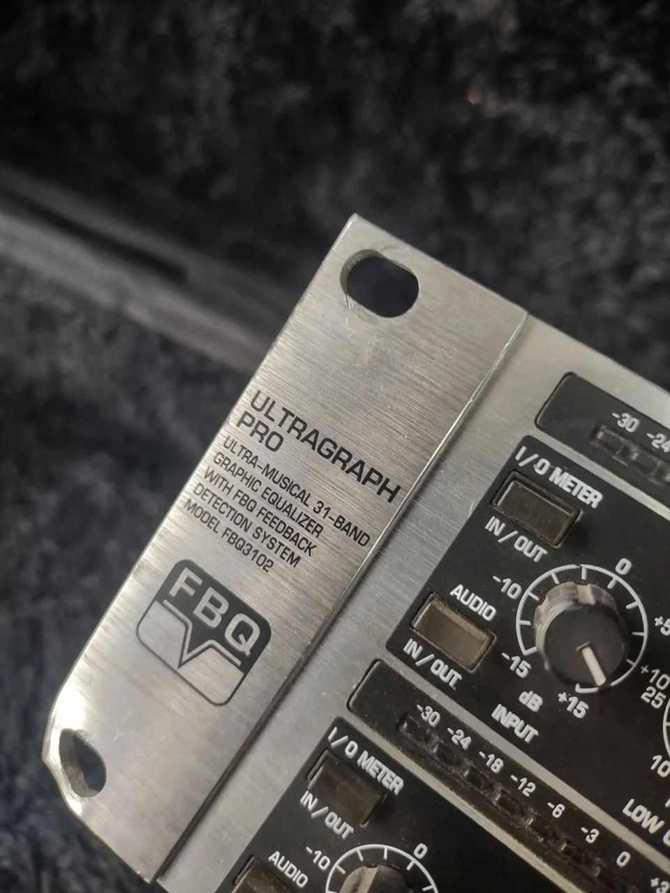 equalizador gráfico de 31 bandas Behringer Ultragraph Pro FBQ3102
