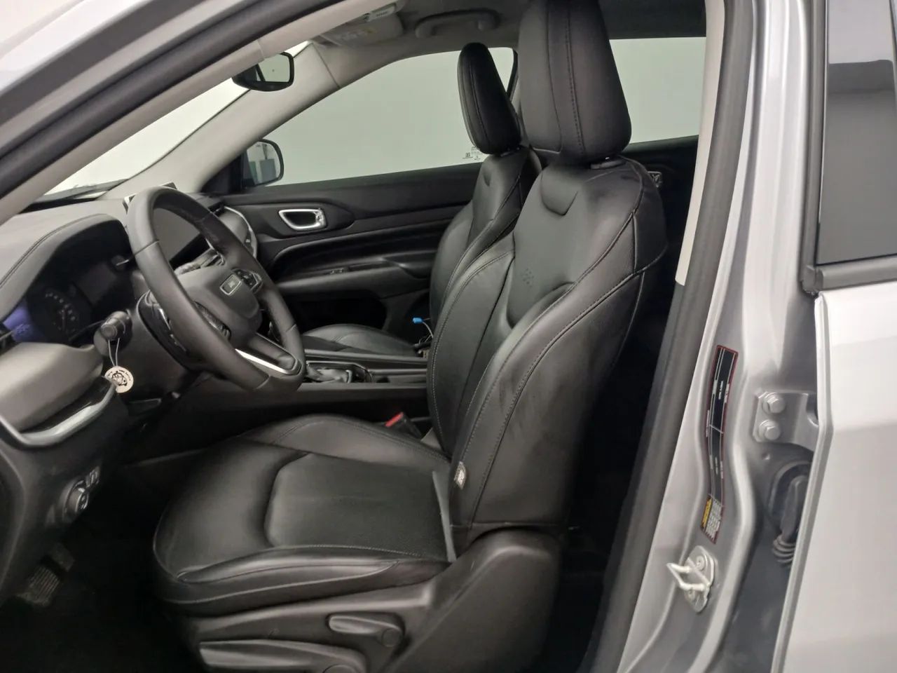 Jeep Compass LONG. T270 1.3 TB 4x2 Flex Aut., foto 16 de 18