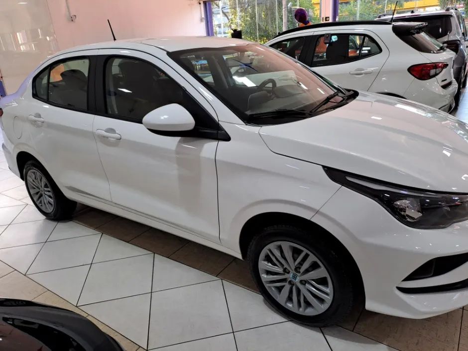 Fiat Cronos Drive 1.3 8V Flex Aut. 2024 - Foto 3