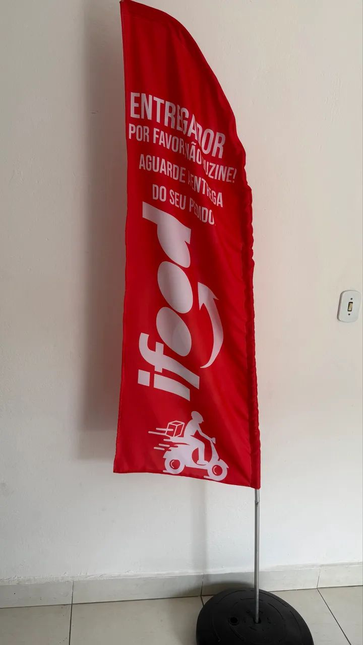Wind banner delivery 
