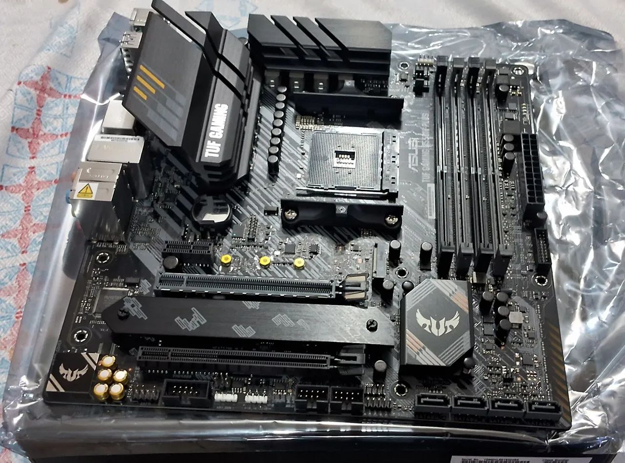 Placa Mãe Asus Tug Gaming B550M Plus. - Foto 5