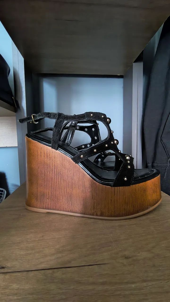 Sandália plataforma flatform Boho