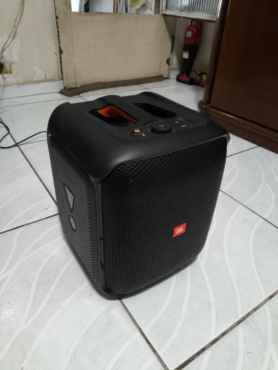 Caixa De Som Jbl Partybox Encore Essential Bluetooth 100w