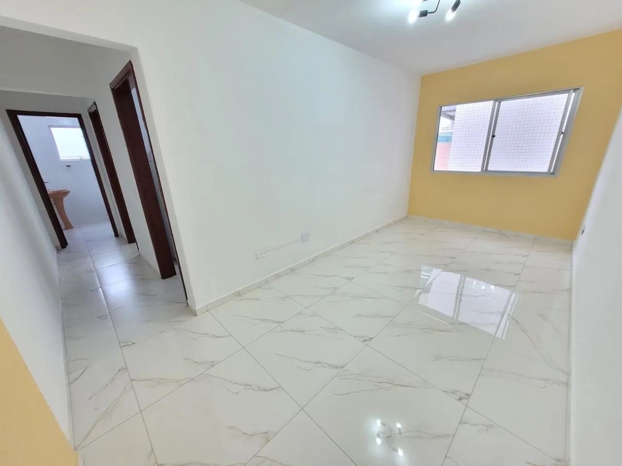 Alugo Apto Definitivo - Perto da Praia & Com Ótima Localização