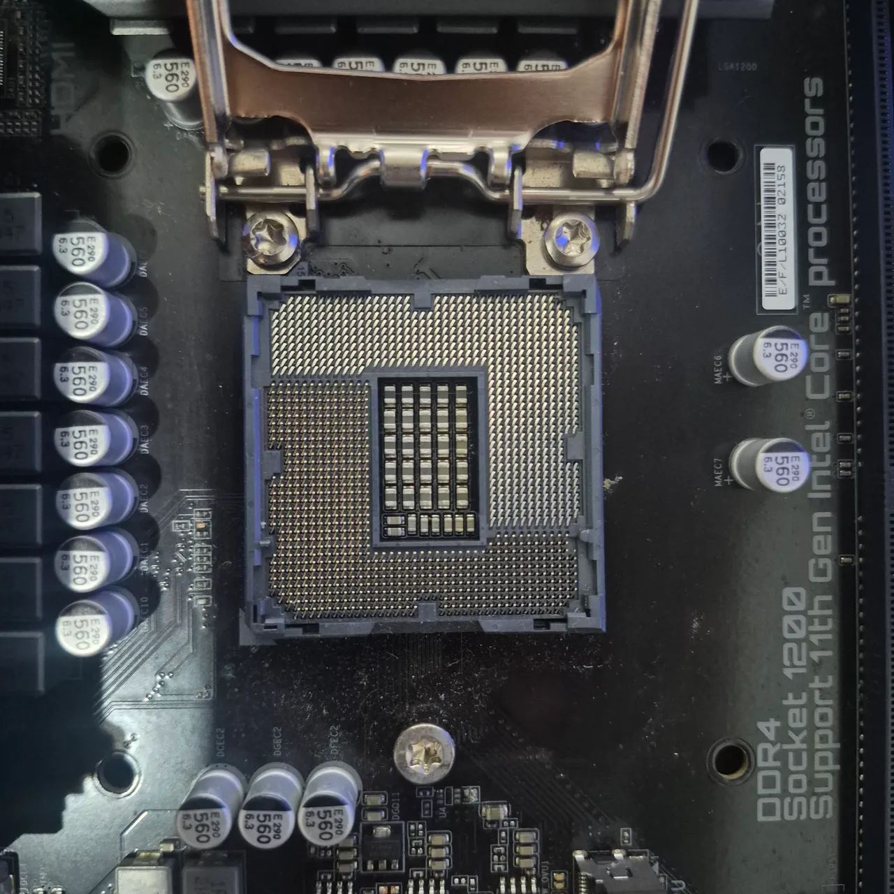 PLACA MAE Z590M GIGABYTE(DEFEITO) - Foto 2