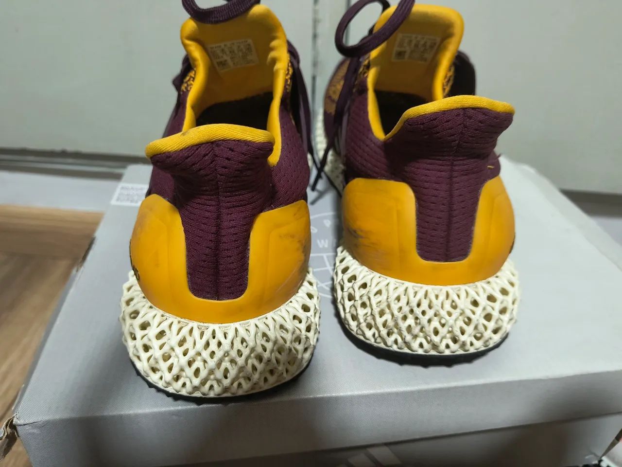 Tênis Adidas 4FWD tamanho 44